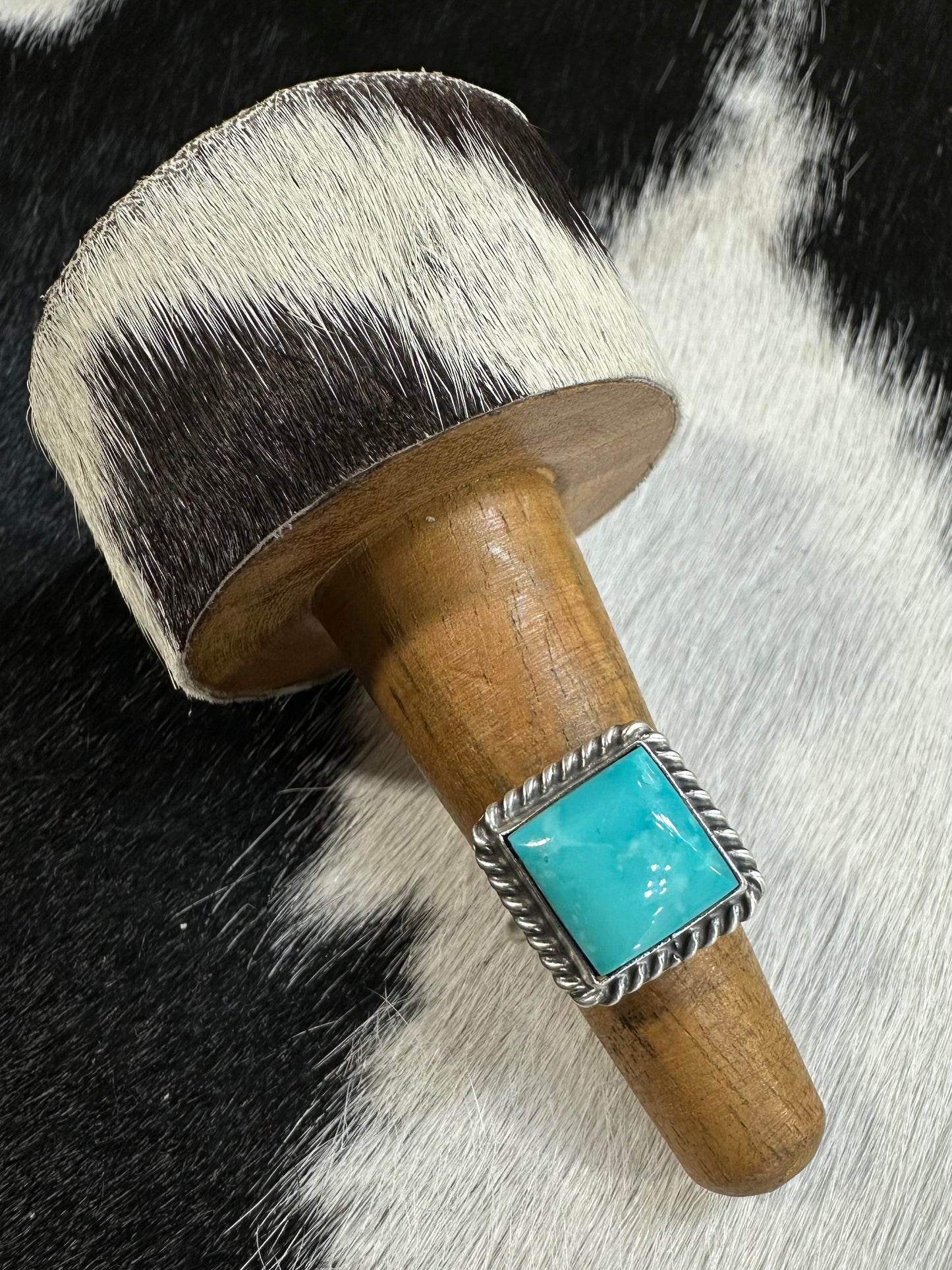 Johnny Dixon Small Square Ring *Adjustable