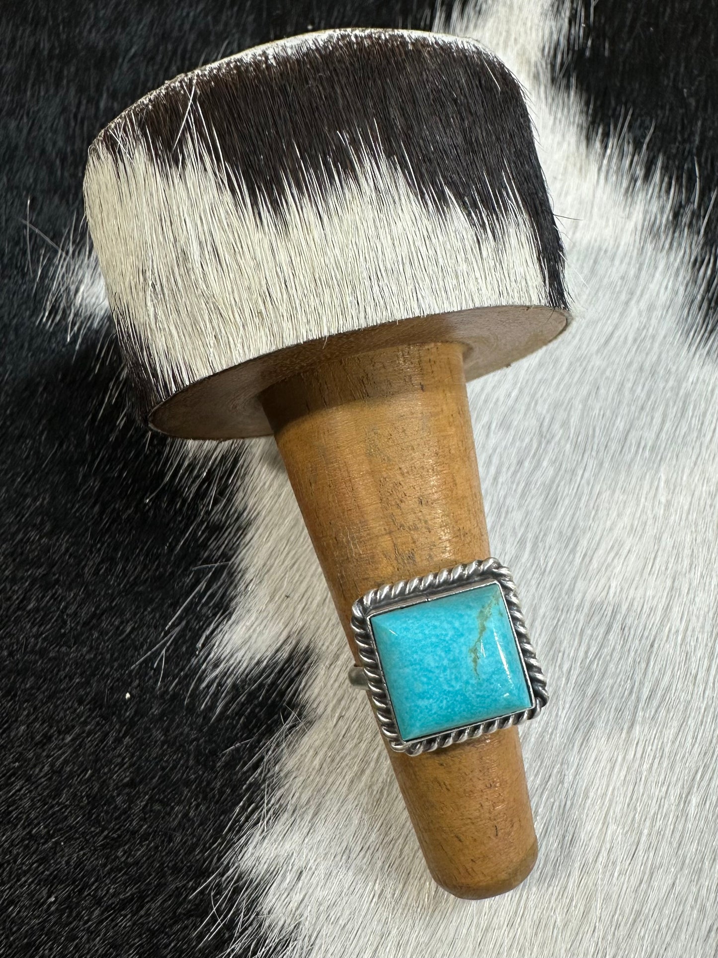 Johnny Dixon Small Square Ring *Adjustable