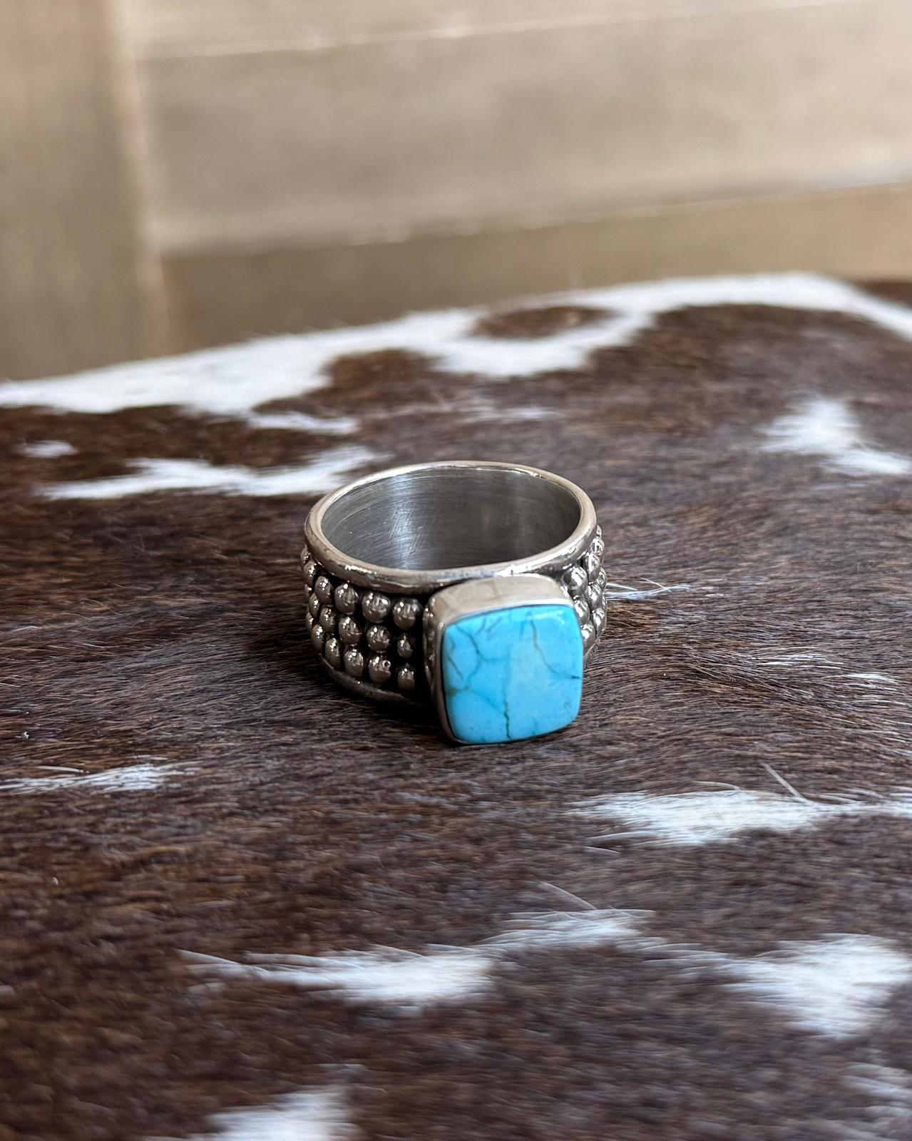 White Water Studded Ring (Sz10) *NonNative