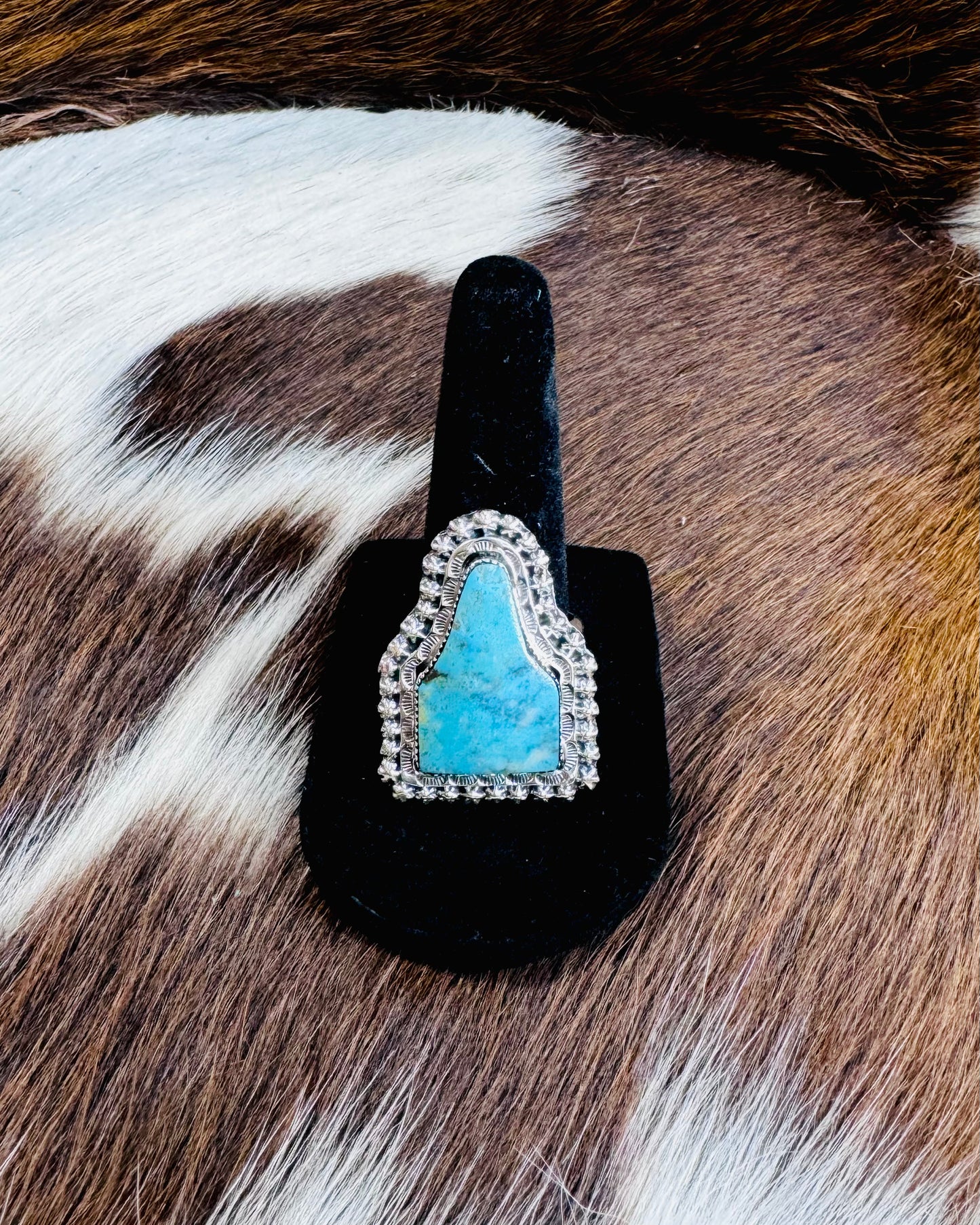 Adjustable Kingman Cattle Tag Ring *Native Made