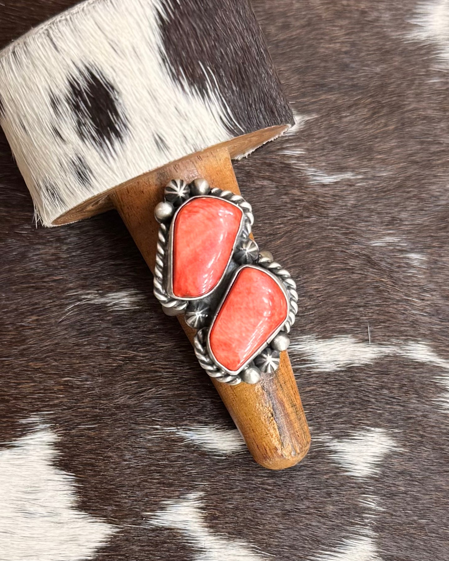2 Stone Spiny Adjustable Ring *Native