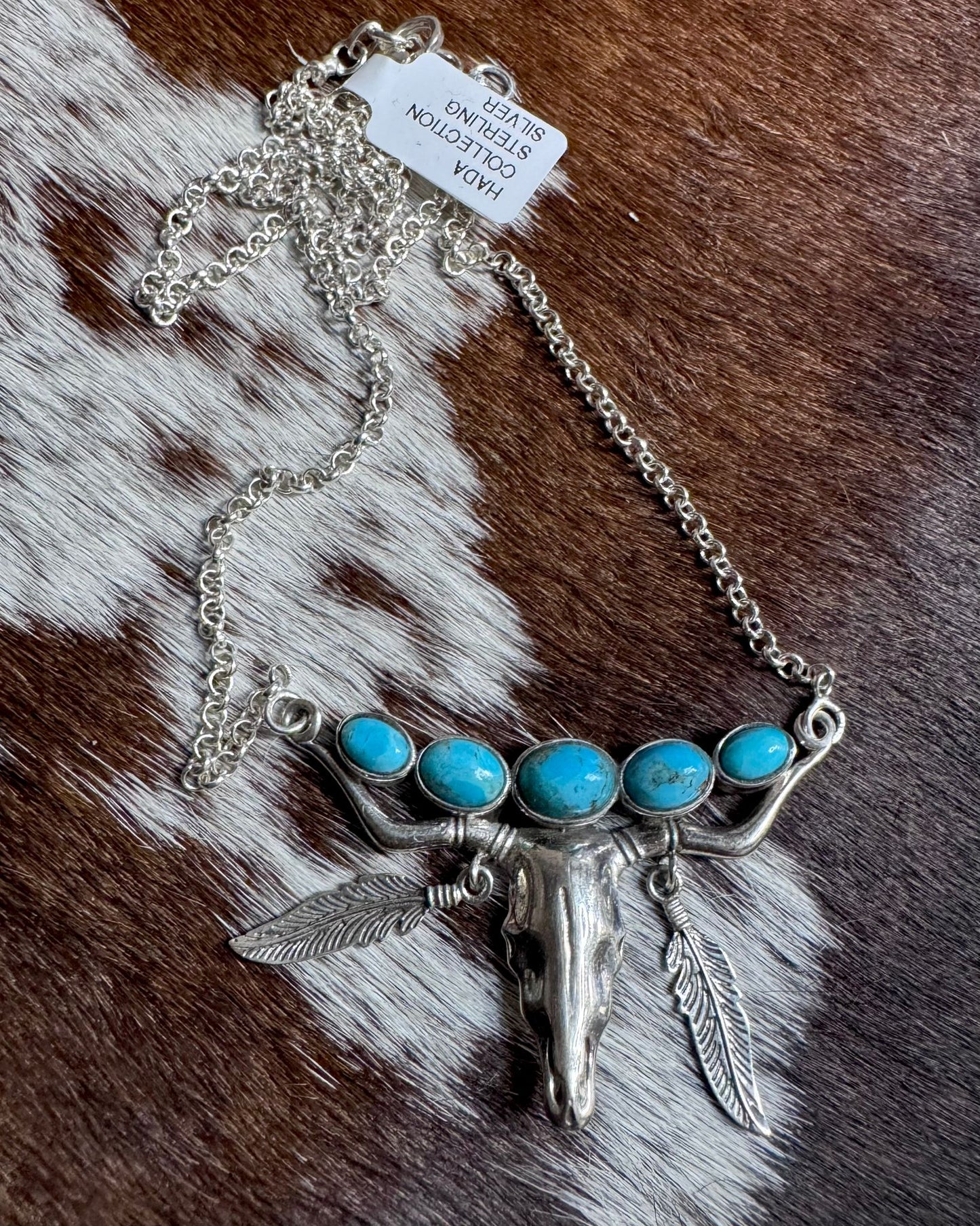 Longhorn Feather Pebbled Necklace