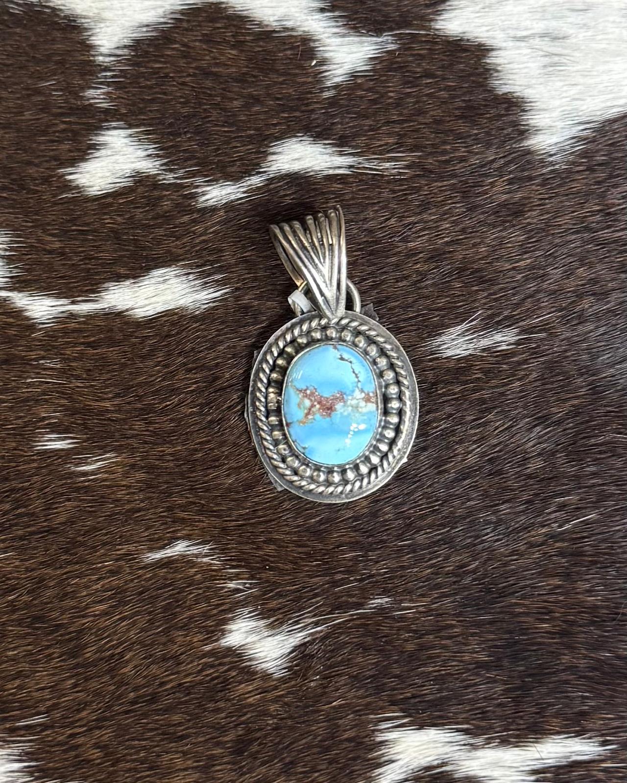 Golden Hills Pendant*Native