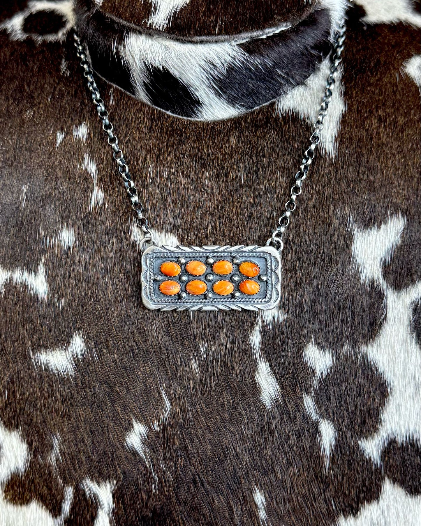 Russel Sam Orange Spiny Stone Bar *Native