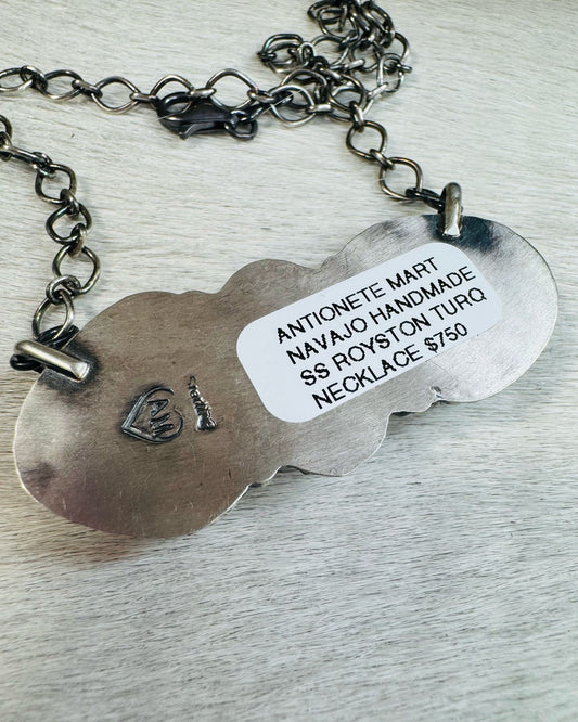 20" Antionete Mart 3 Stone Pebbled Necklace