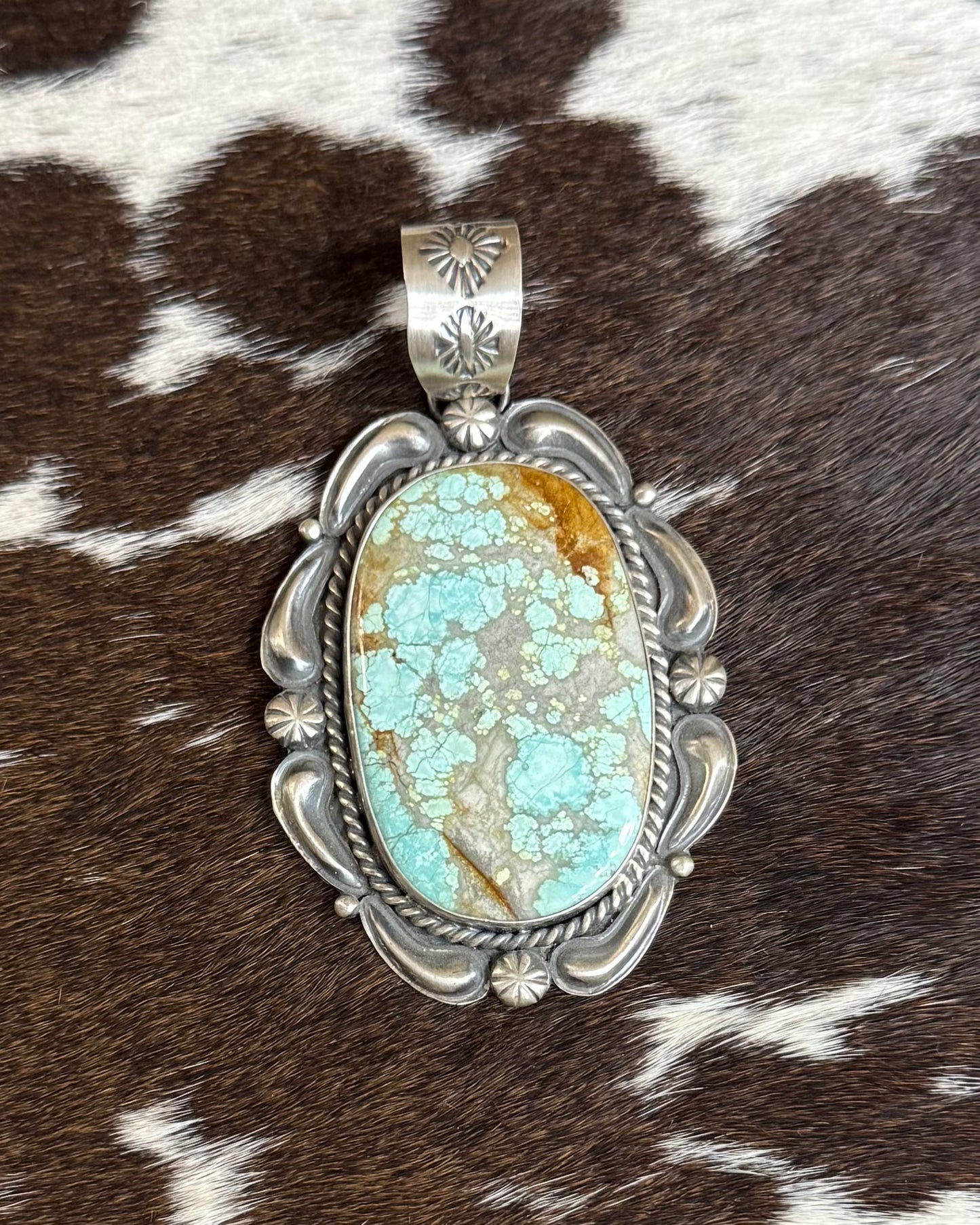 #8 Round Pendant *Native