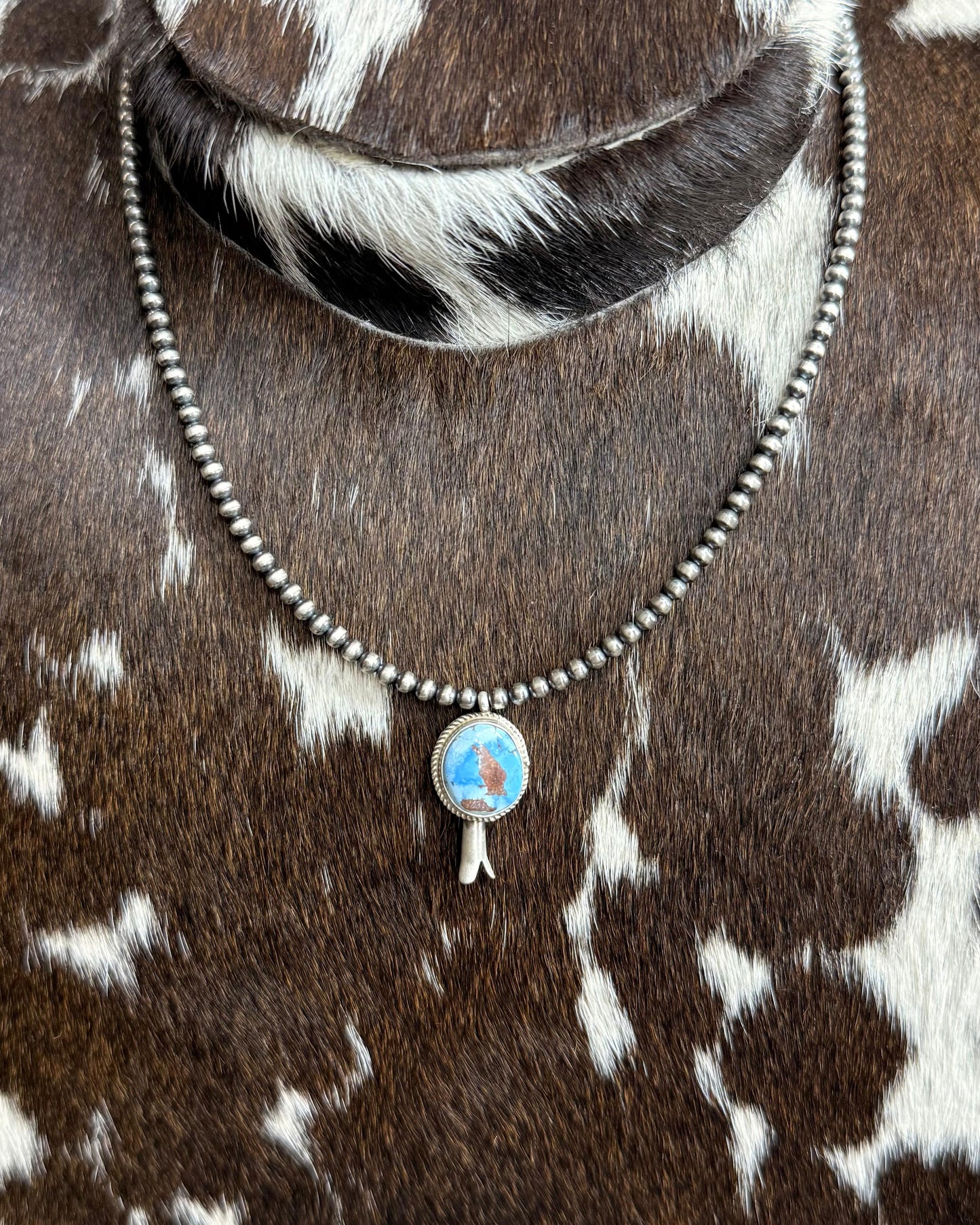 16” Pearls with Golden Hills Blossom *Native