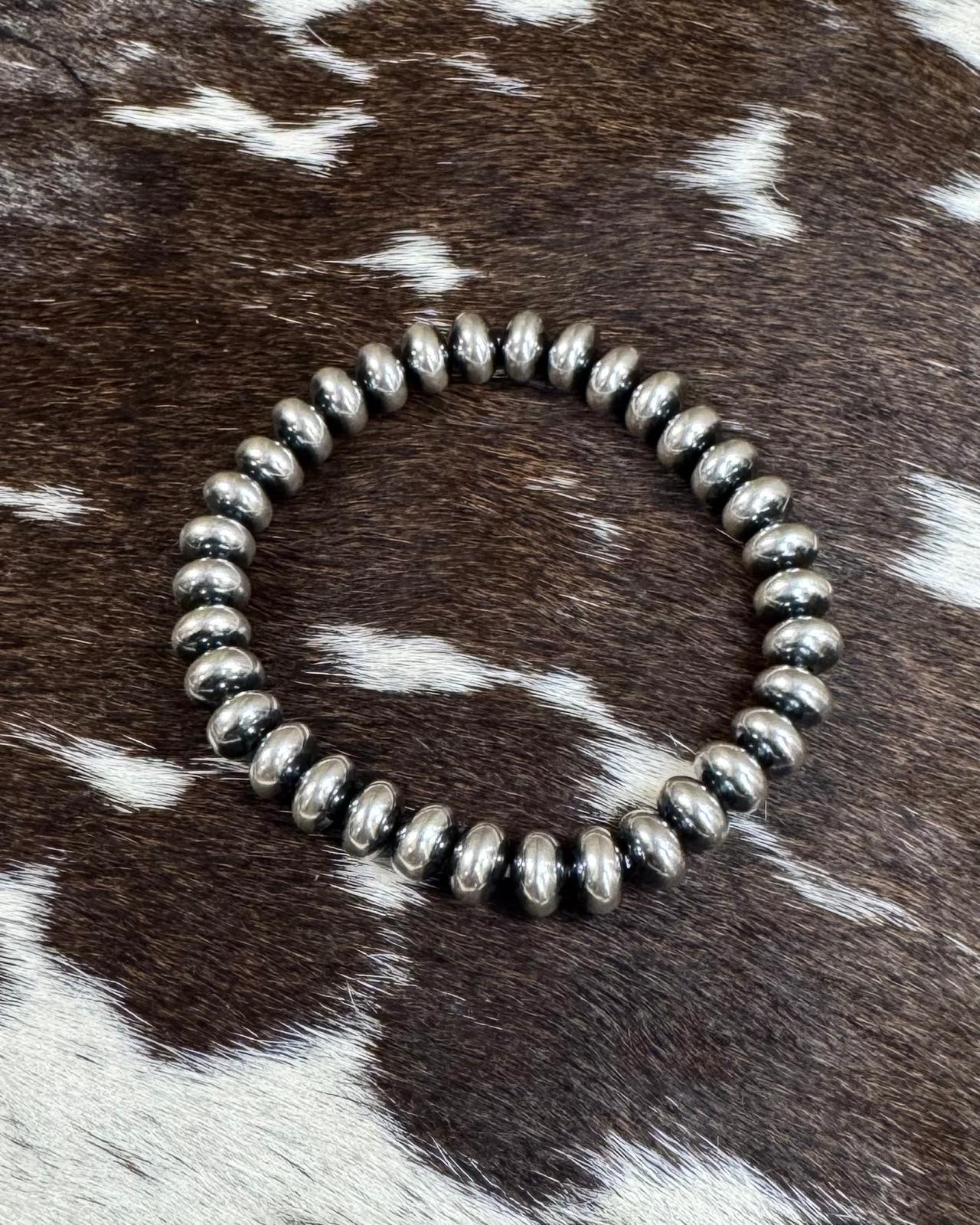 8mm Saucer Pearl Stretch Bracelet