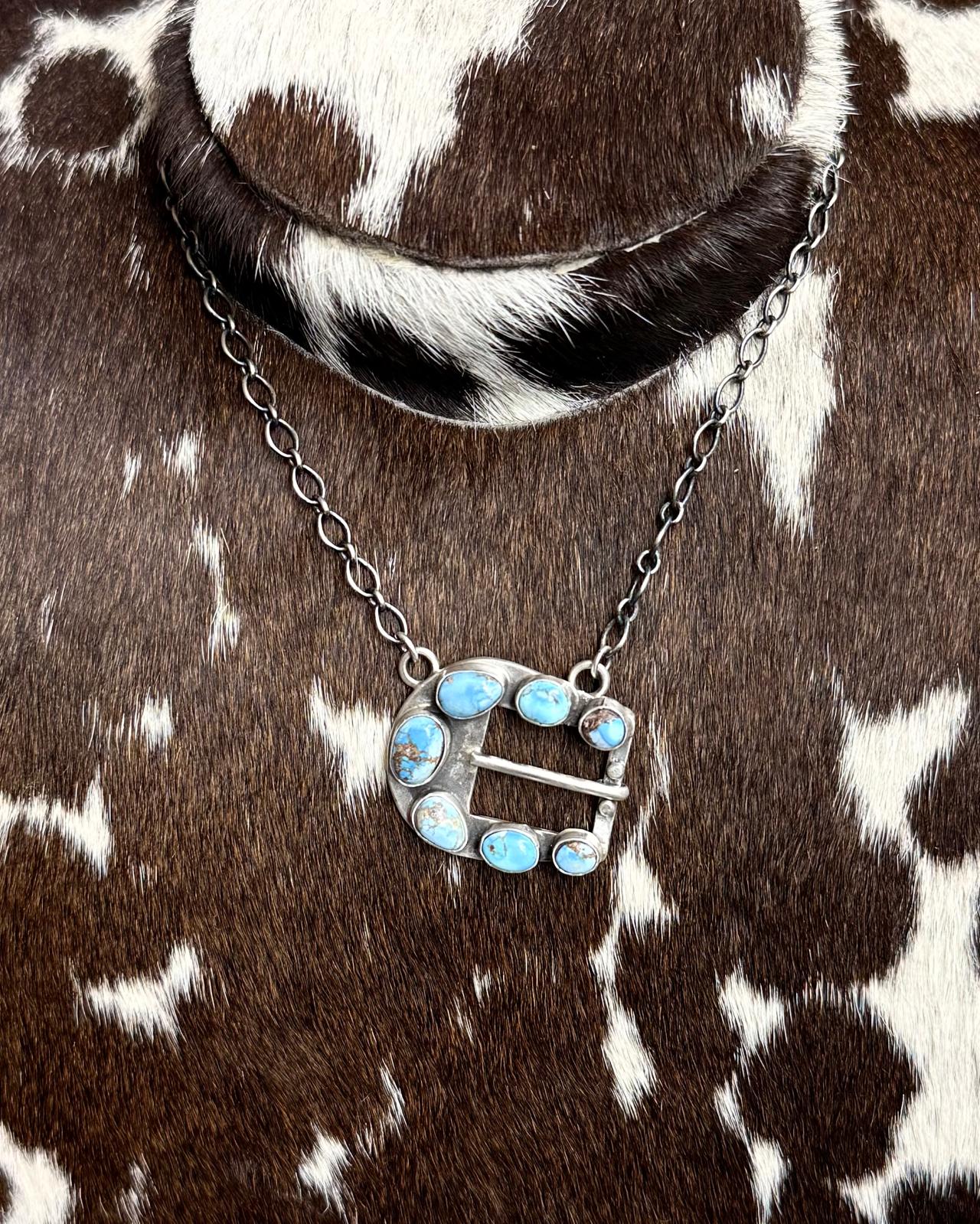 Golden Hills Buckle Pebbled Necklace *Native