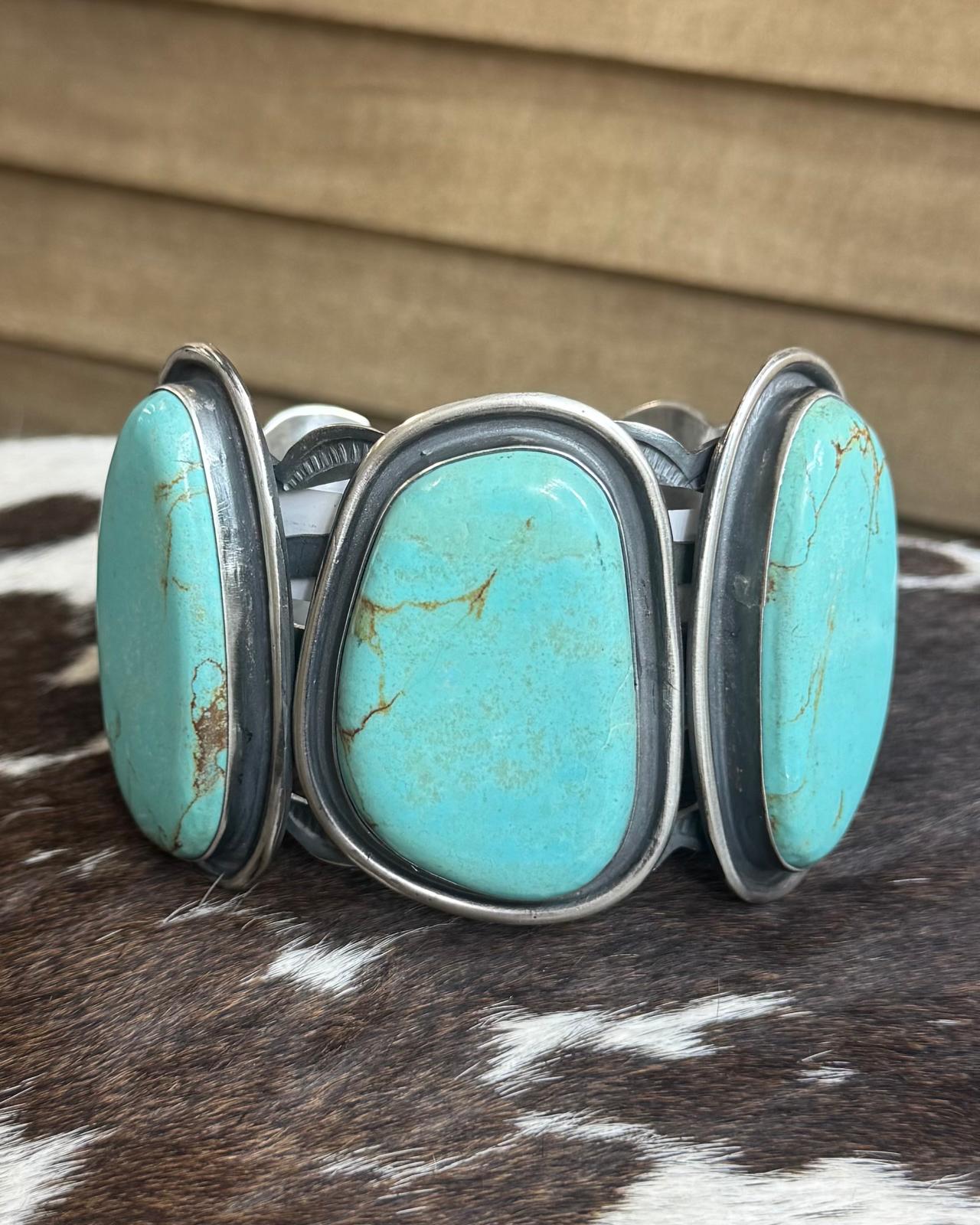 Multi Big Stone Cuff *Native