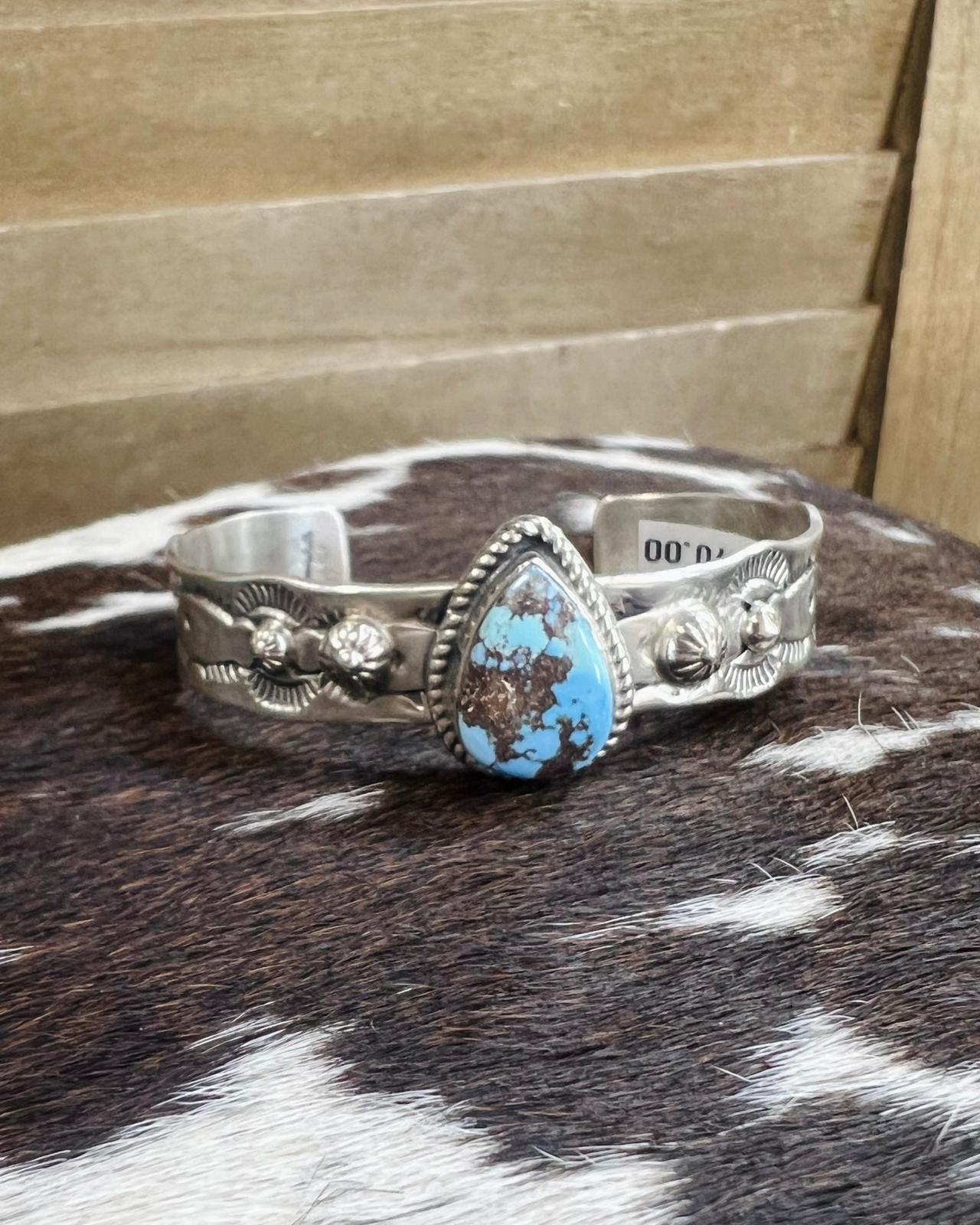 Golden Hills Teardrop Cuff *Native