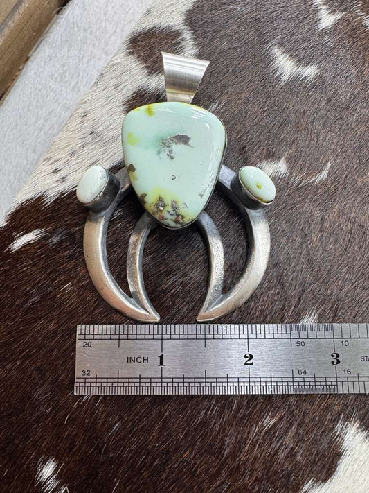 Palomino Naja Pendant *Native