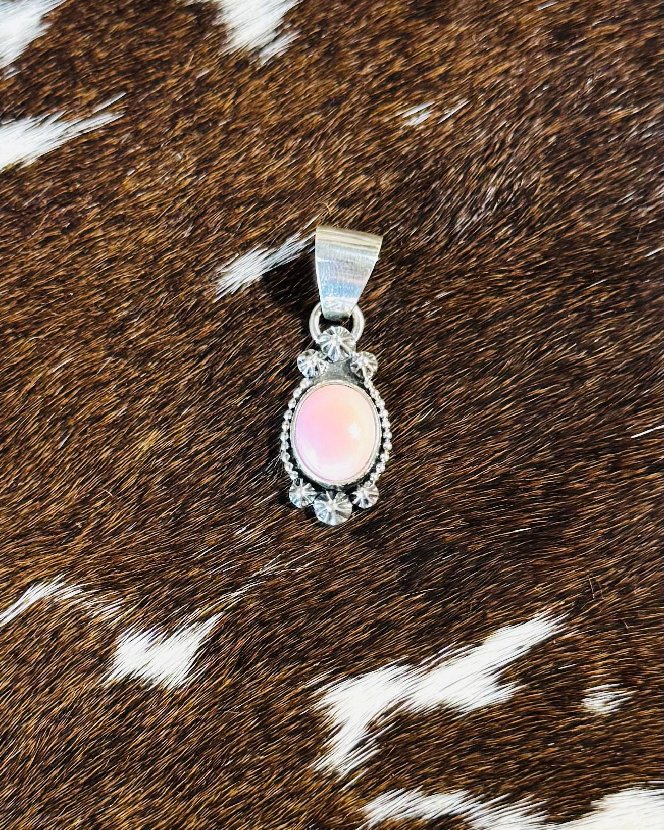 Pink Conch Dainty Pendant *NonNative