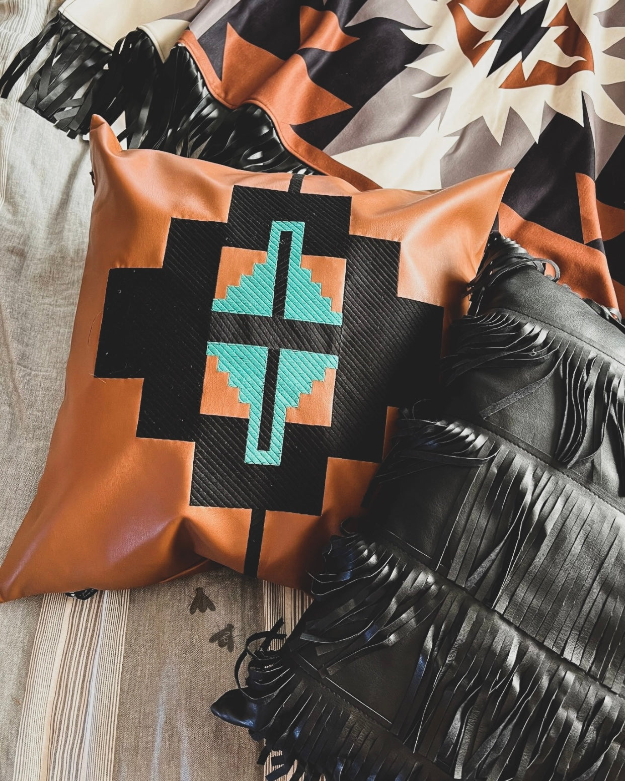 Western Point Pillow Cover