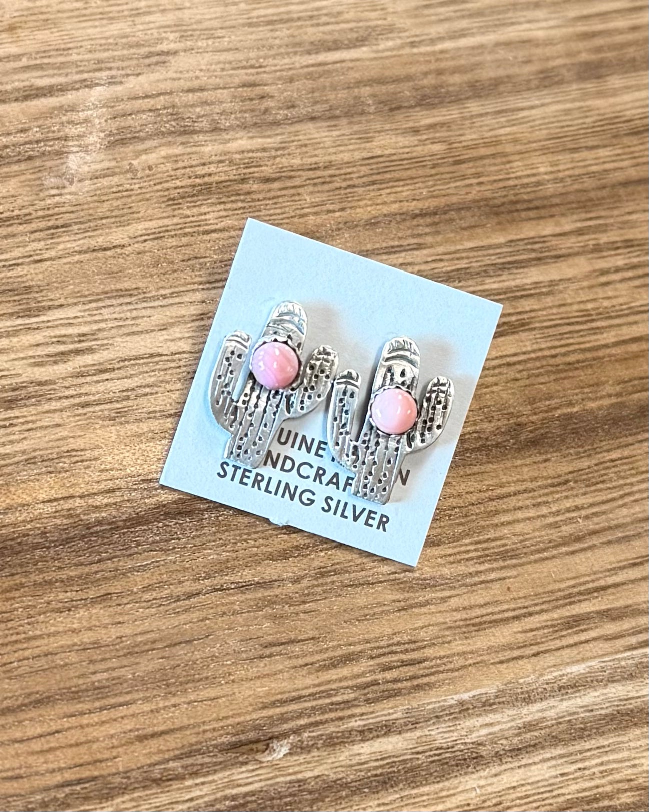 Mini Cactus Pink Conch Studs