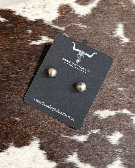 8mm Pearl Stud Earrings