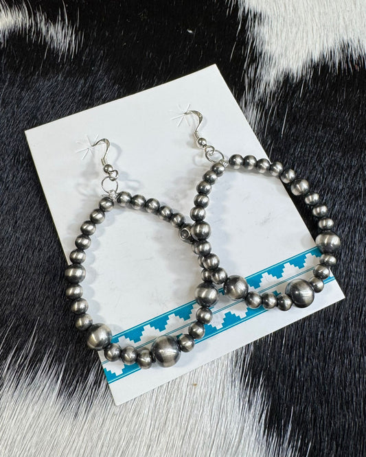 Graduated Pearl Teardrop Hoops