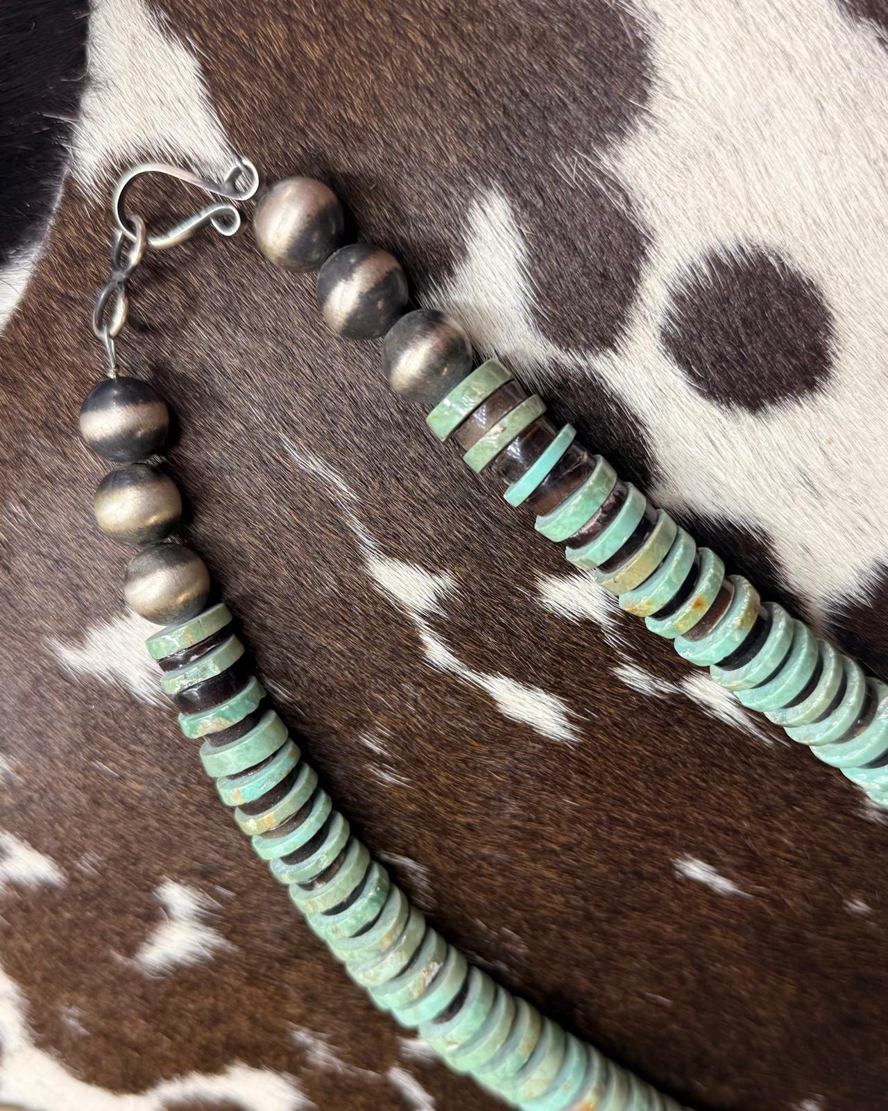 Chimney 21" Green Turquoise Necklace