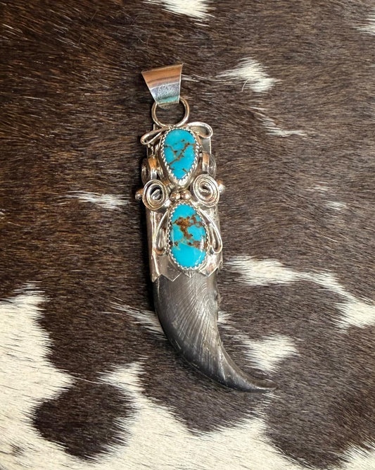 Mike Thomas 2 Stone Bear Claw *Native