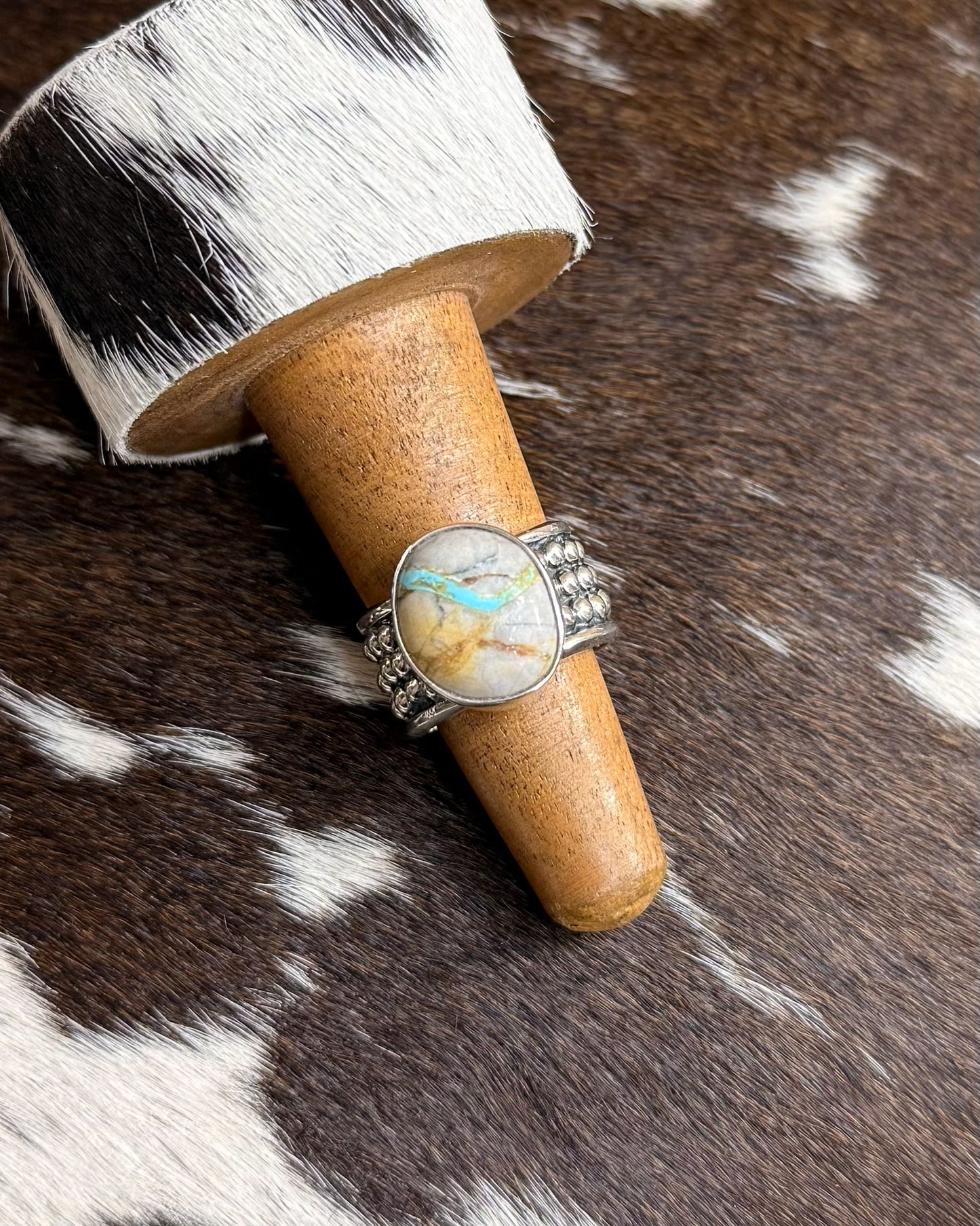 Royston Ribbon Studded Stone Ring (Sz7) *NonNative