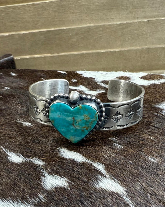 Chimney Butte Kingman Heart Cuff *Native
