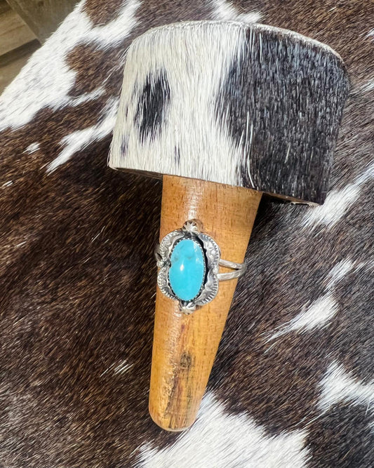 Rosemary Saunders Border Oval Ring