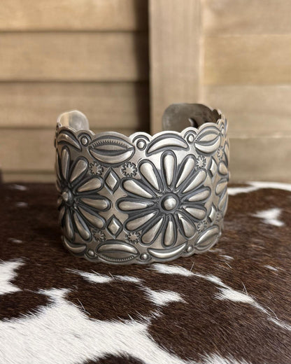 Leander Tahe Chunky Cuff