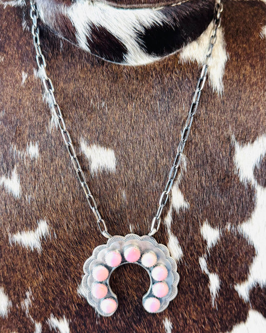 Pink Conch Naja Necklace