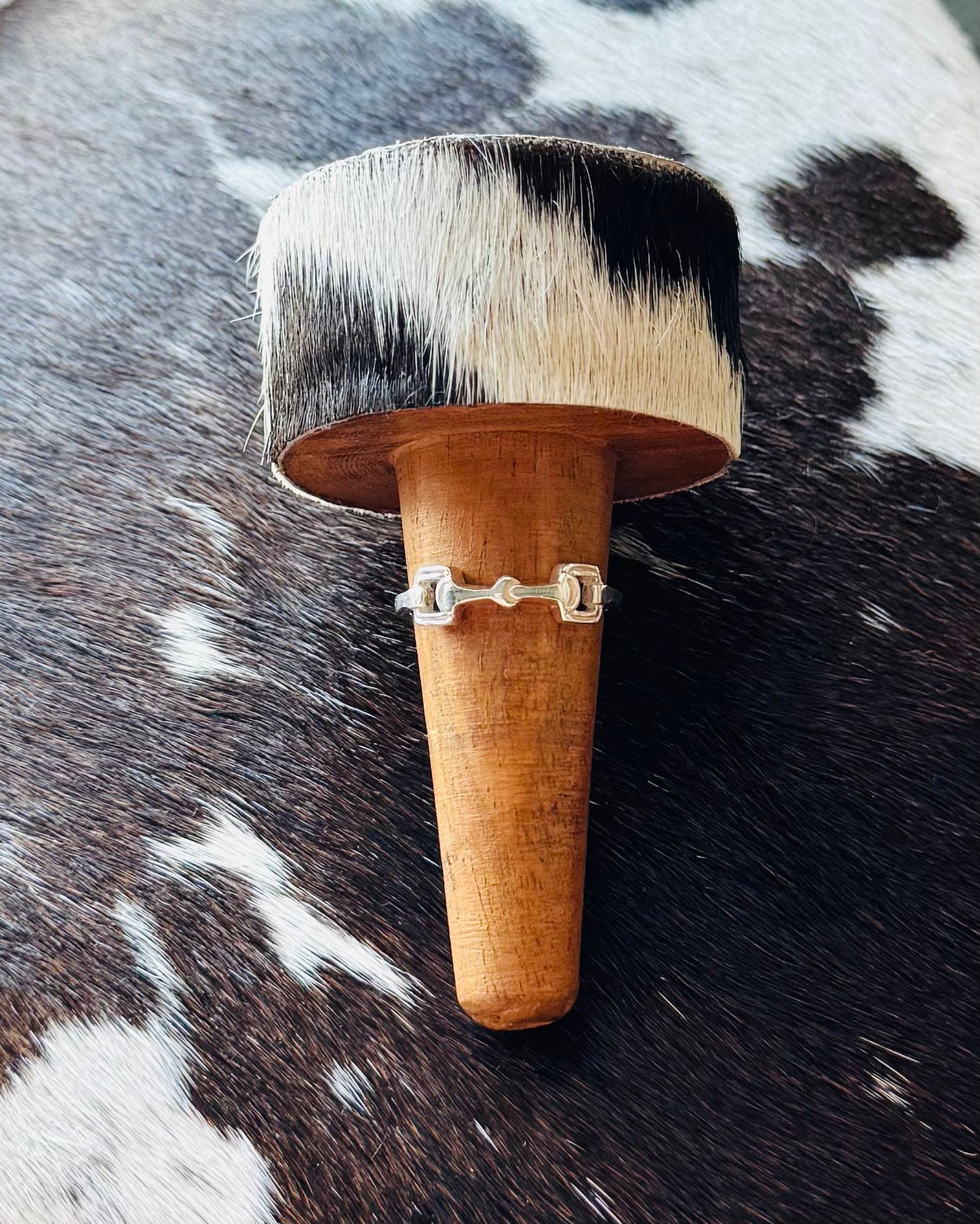 Snaffle Bit Dainty Ring *NonNative