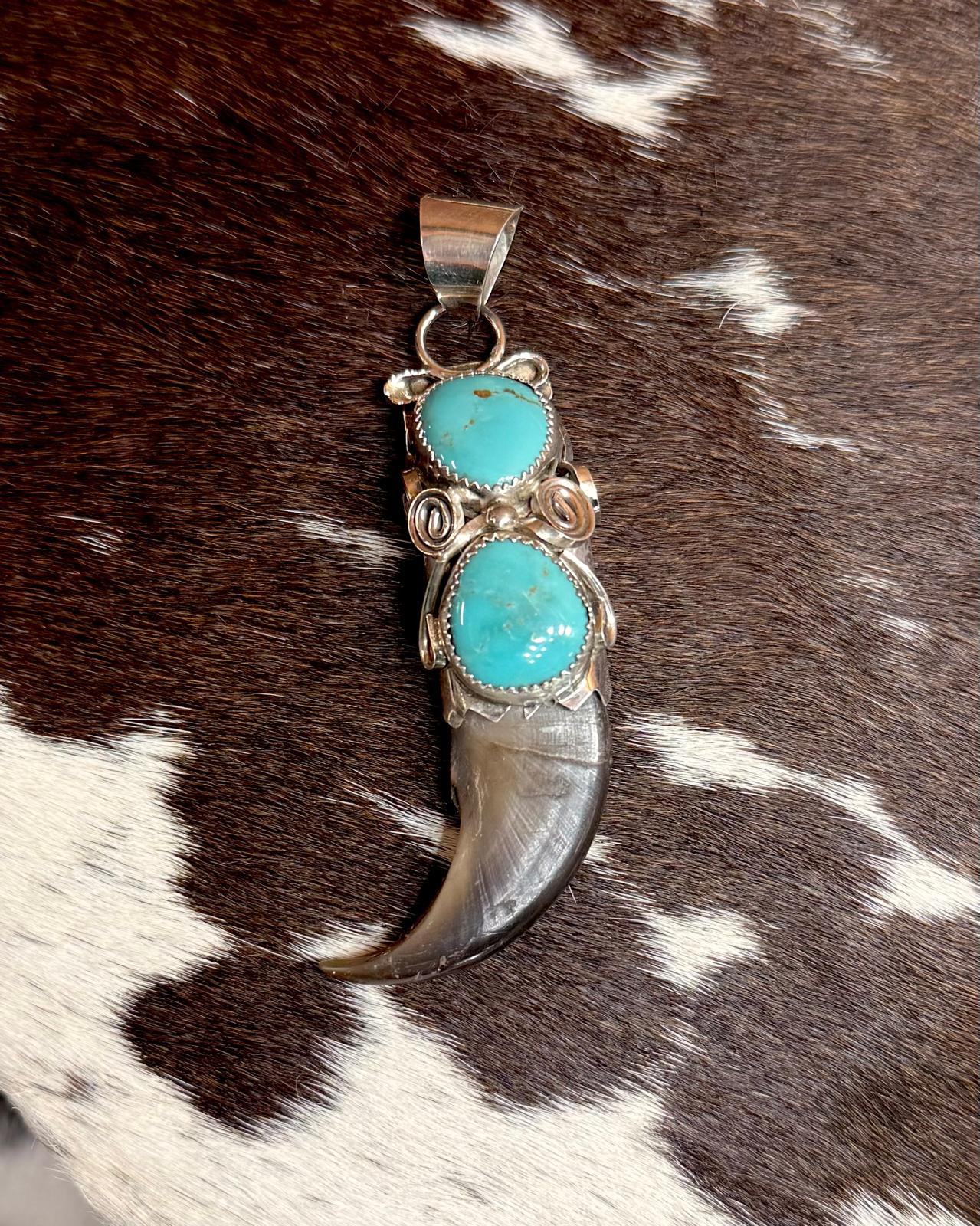 Mike Thomas 2 Stone Bear Claw *Native