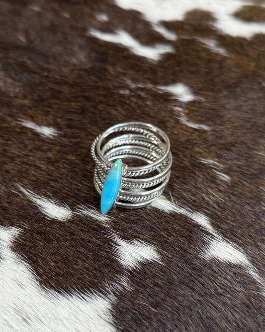 Semanario Turquoise Ring *Stone Varies