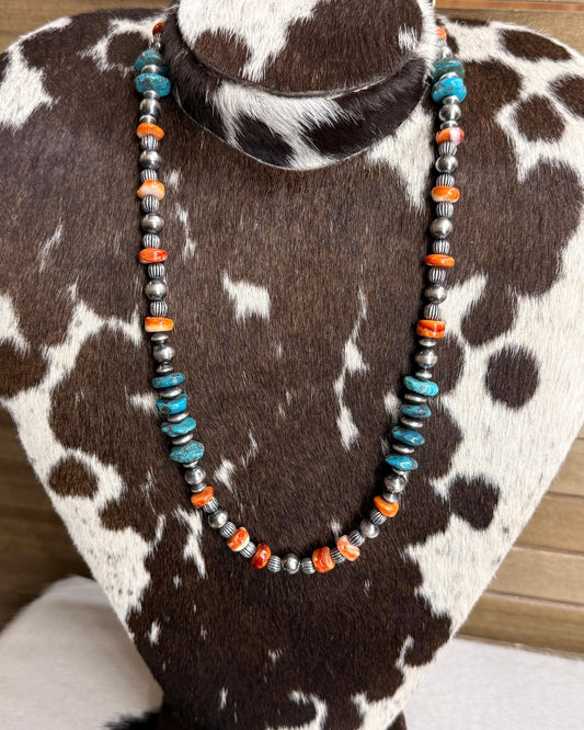 Chimney Butte Turquoise & Spiny Pearl Necklace