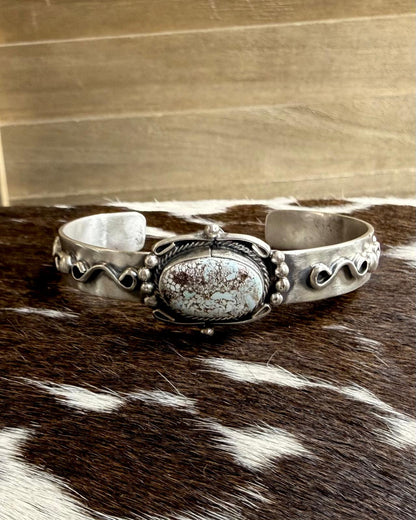 Dry Creek Oval Cuff *Native