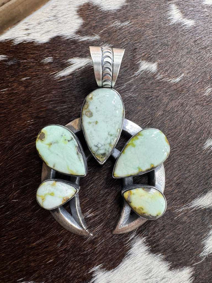 Palomino Naja Pendant *Native