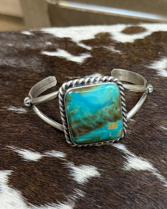 Augustine Largo Square Cuff *Native