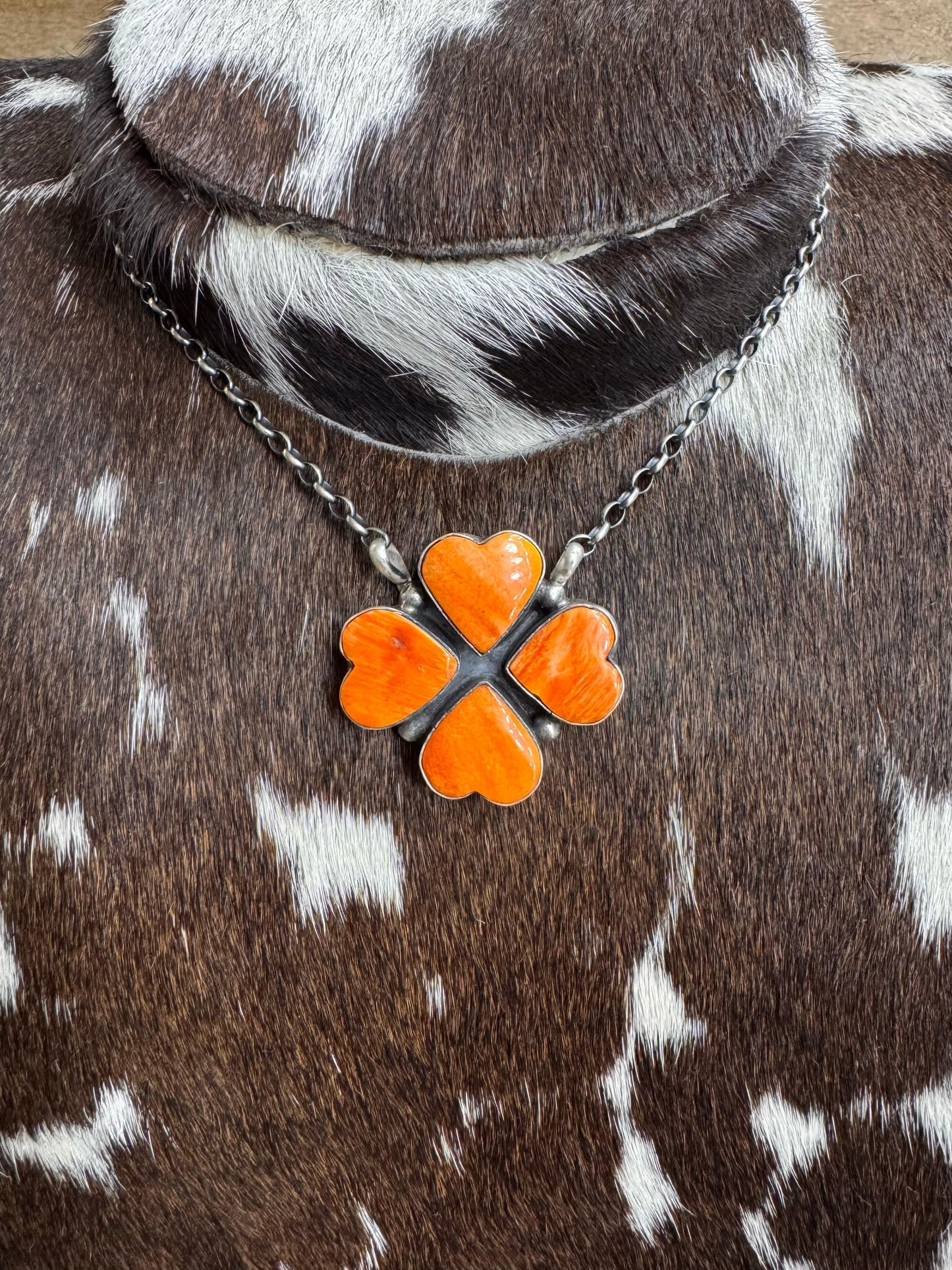 18" Orange Spiny Clover Stone Necklace *Native