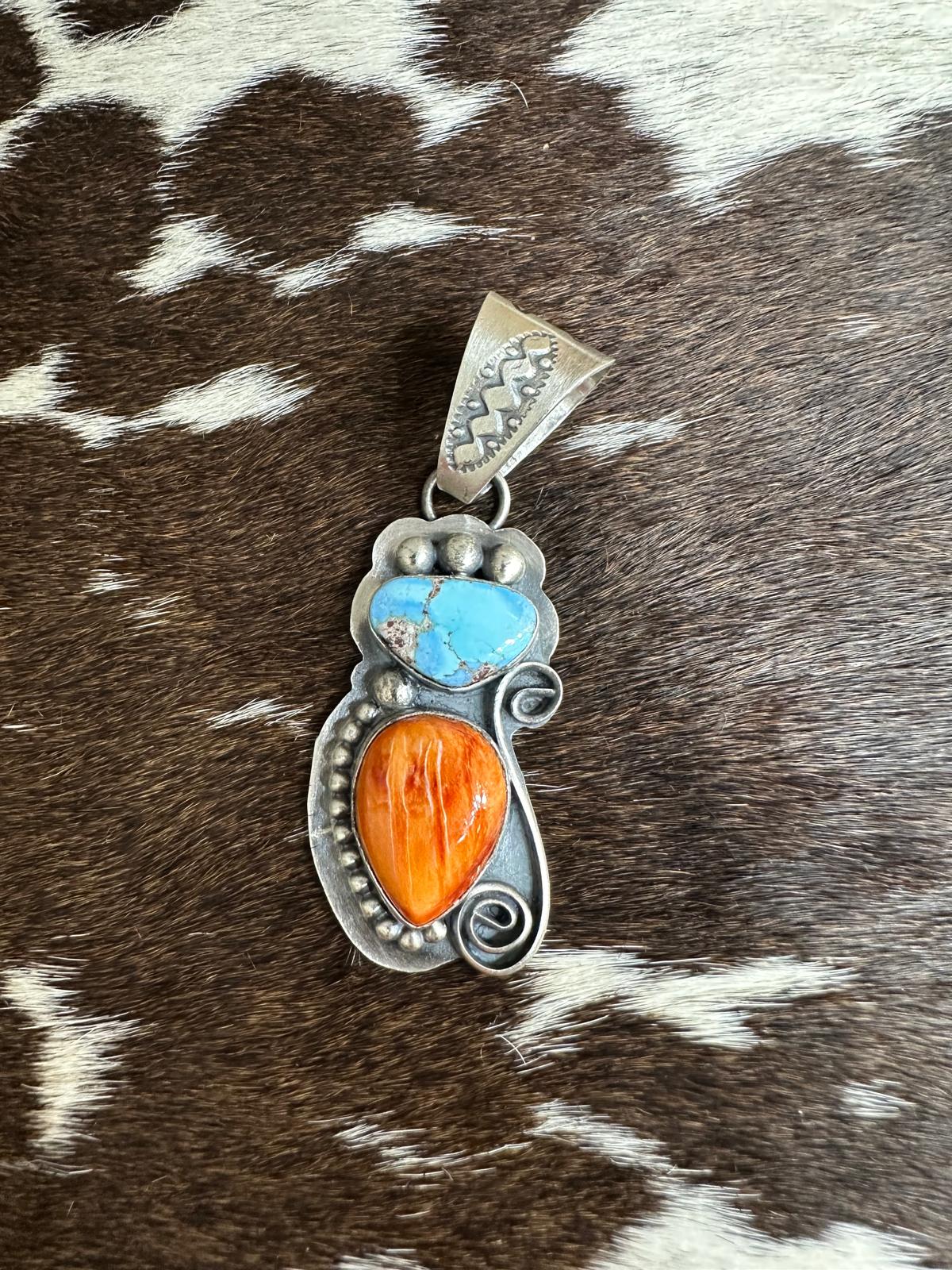 Golden Hills & Spiny Cat Pendant