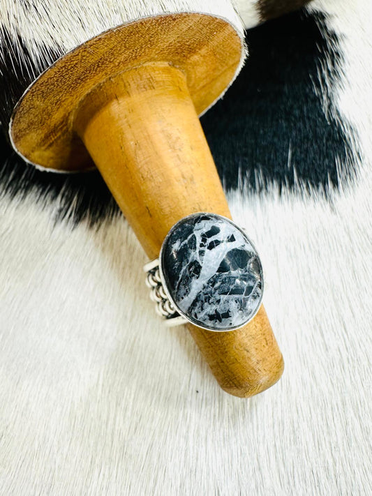 One Stone White Buffalo Studded Ring *Sz6