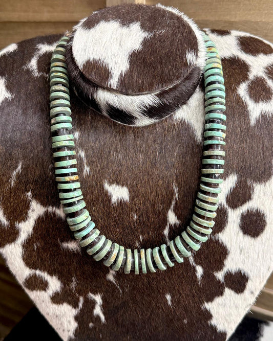 Chimney 21" Green Turquoise Necklace
