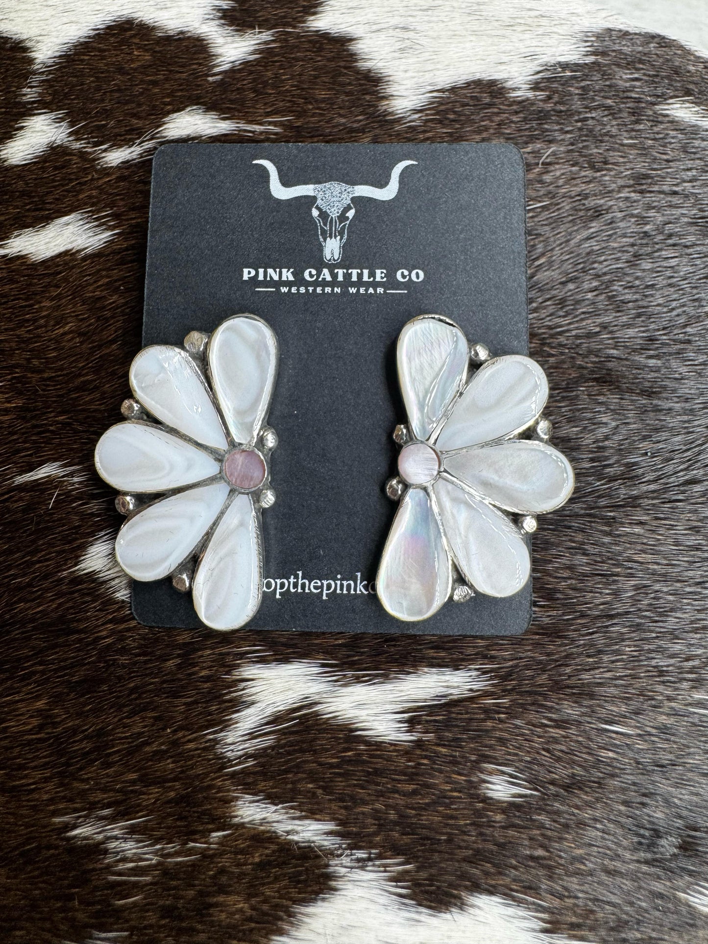 Half Flower Studs*Native