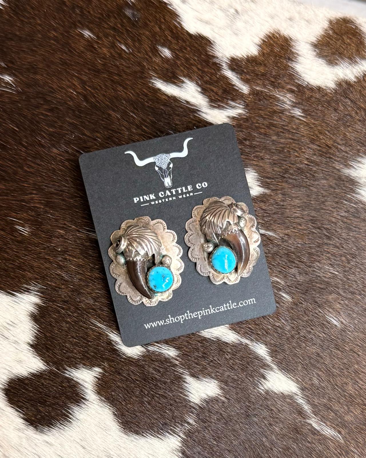 Vintage Bear Claw Studs *Native