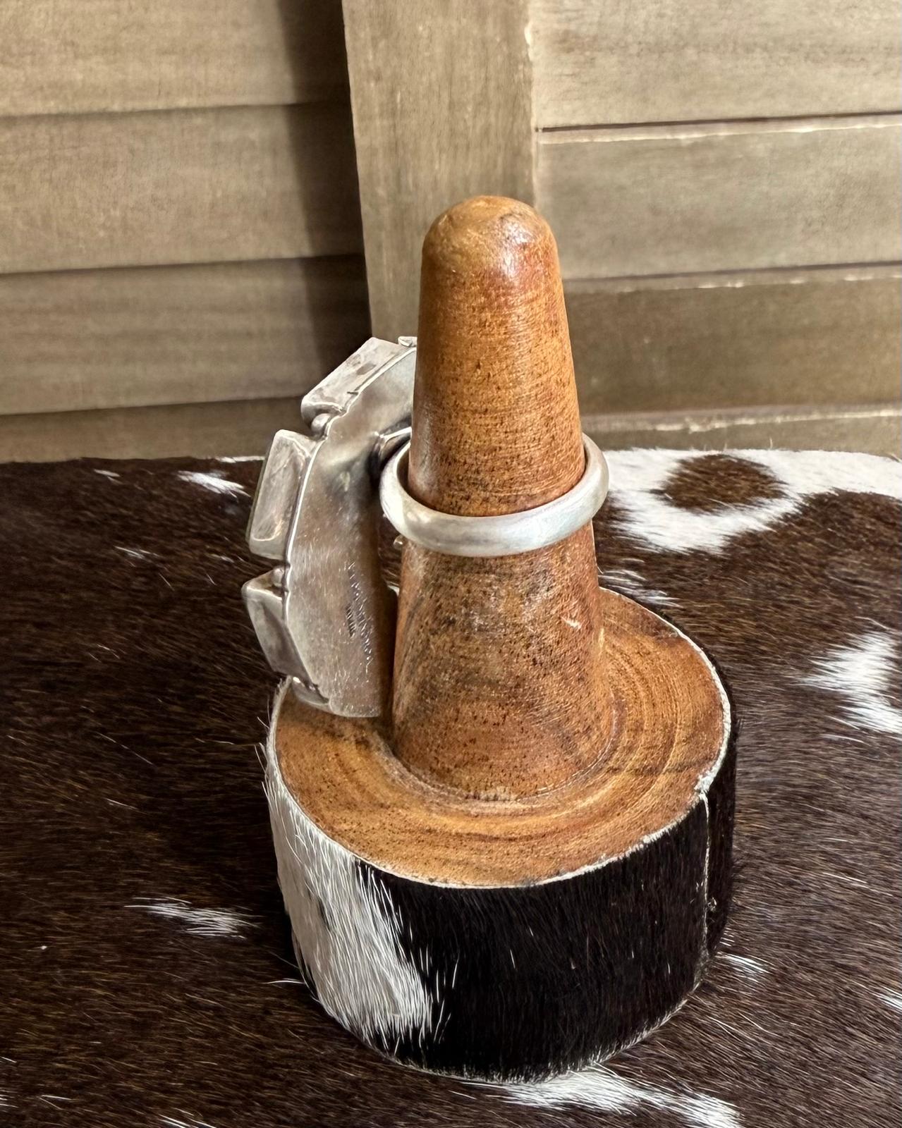 Donovan Skeets #8 Naja Ring *Native