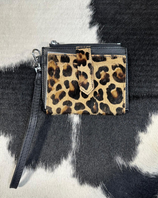 Leopard Card Wrislet