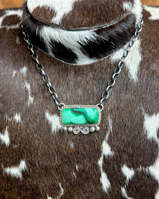 Emerald Rose 18” Bar Necklace *Native